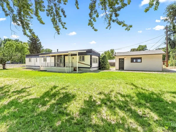 305 E 12th St, Weiser, ID 83672