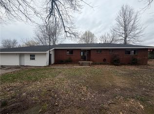 311 Hannibal St, Siloam Springs, AR 72761