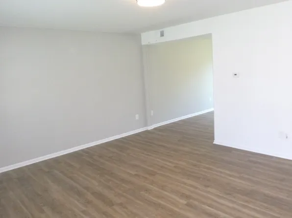 4557 Winding Brook Dr #4557, Bensalem, PA 19020