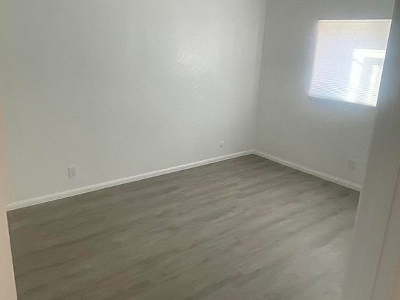 4th image of 8004 Grand Ave NE