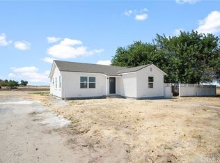 10935 E Childs Ave, Le Grand, CA
