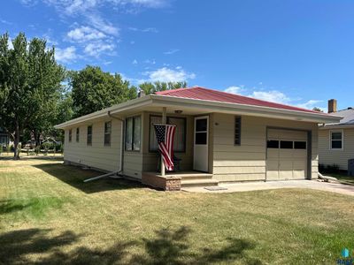216 E 4th St, Freeman, SD, 57029