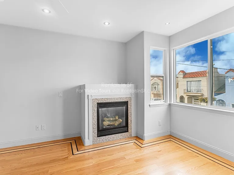 135 Sweeny St #A — Photo 3