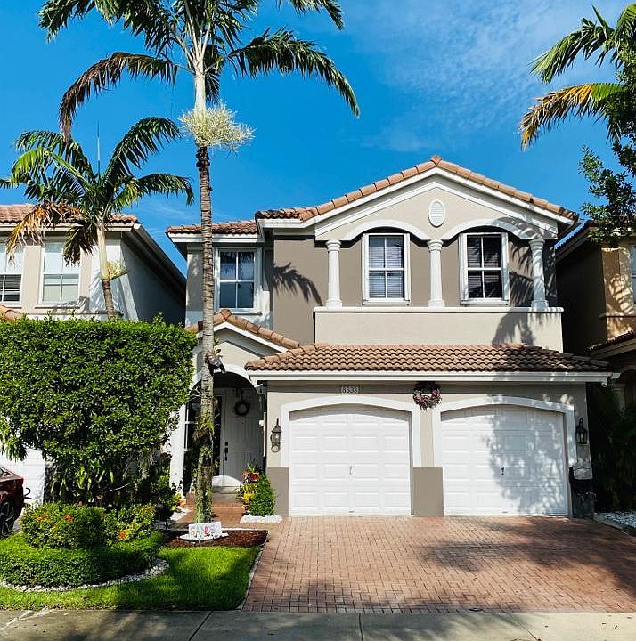 1st image of 8538 NW 108th Ave #8538