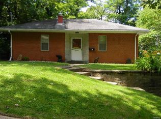 19 N Crown Dr, Collinsville, IL 62234