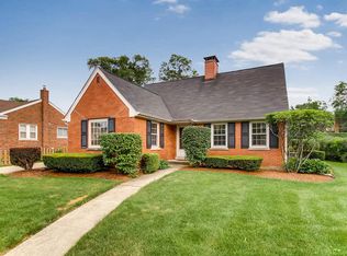 362 E Parkview Ave, Elmhurst, IL 60126