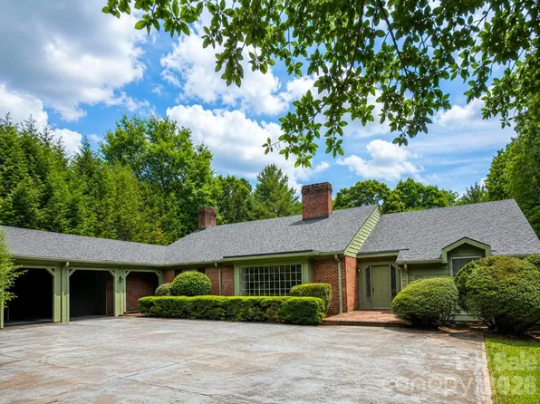 1811 5th St NW, Hickory, NC 28601