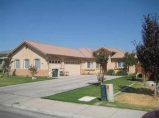 3106 Grandview Ln, Bakersfield, CA 93313