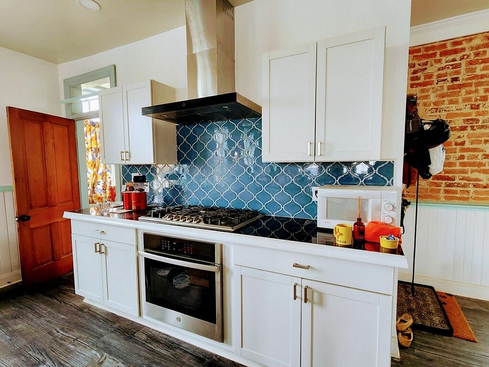 1st image of 22 N Front St APT 3