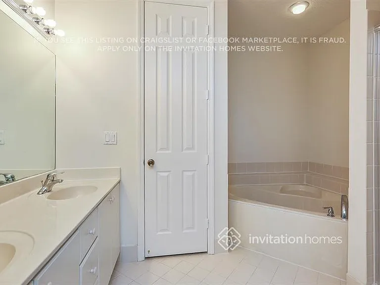 666 NE 35th Ave — Photo 16