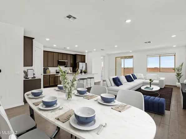 10136 S Arnold Ranch Ct, Vail, AZ 85641