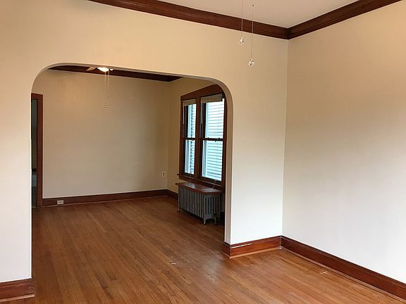 5th image of 5029 S Kildare Ave #1