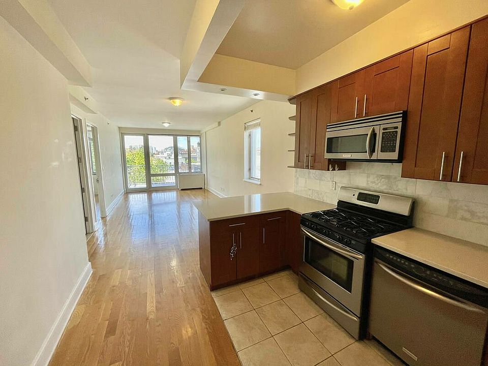 1st image of 26-38 28th St #5A
