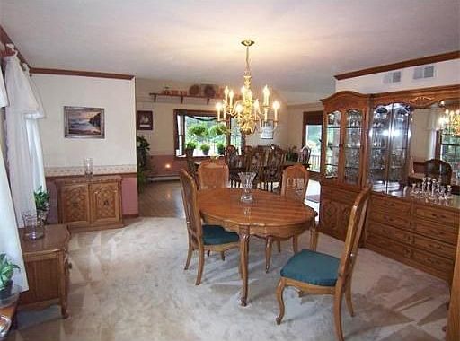4th image of 7 Herrick Dr
