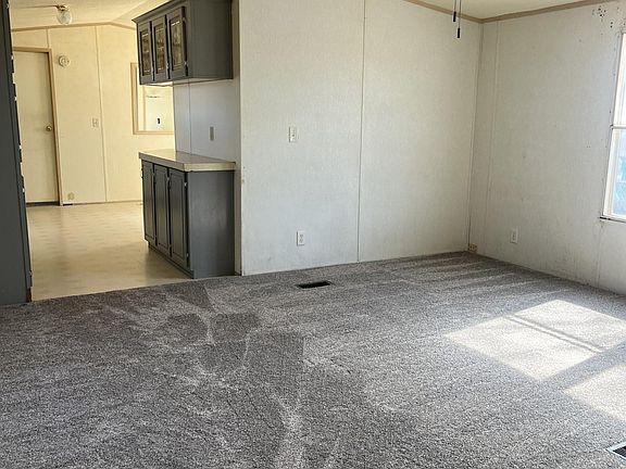 5th image of 2200 W Richardson Ave Trlr 12