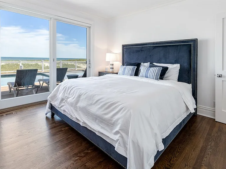 743 Dune Rd — Photo 14