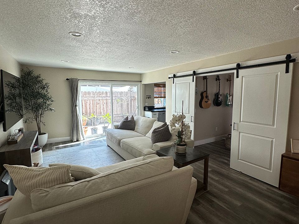 Large open living area with plenty of space for family and friends to gather.