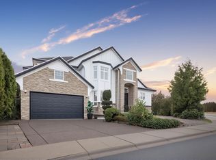 8450 168th St, Surrey, BC V4N 5A3