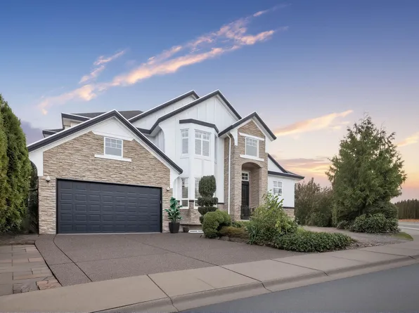 8450 168th St, Surrey, BC V4N 5A3