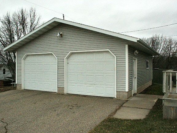 2nd image of 701 Walker St