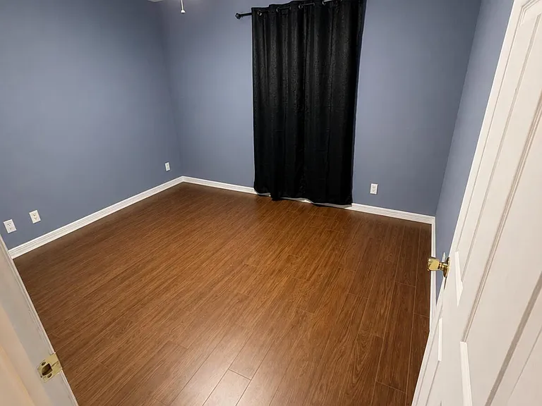 1481 SW Jacksonville Ave — Photo 10