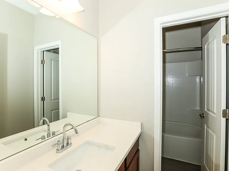 231 Galway Ln — Photo 15