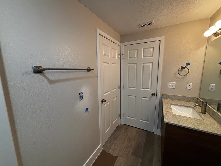 4424 S Texas Ave #210 — Photo 21