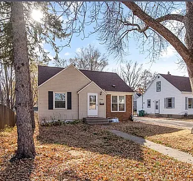 7709 Minnetonka Blvd — Photo 2