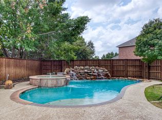 6300 High Cliff Dr, The Colony, TX 75056