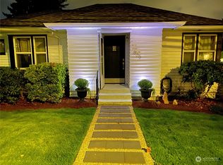 829 Pecks Dr, Everett, WA 98203