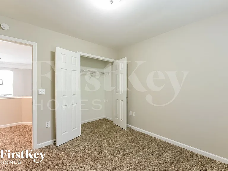 917 Jackson Cir — Photo 11