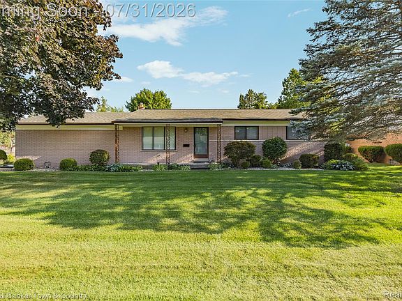 2nd image of 50601 Linda Ln