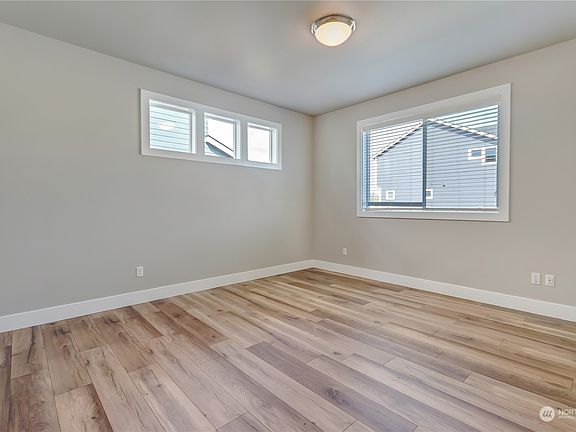 4th image of 11131 71st Avenue Ct E