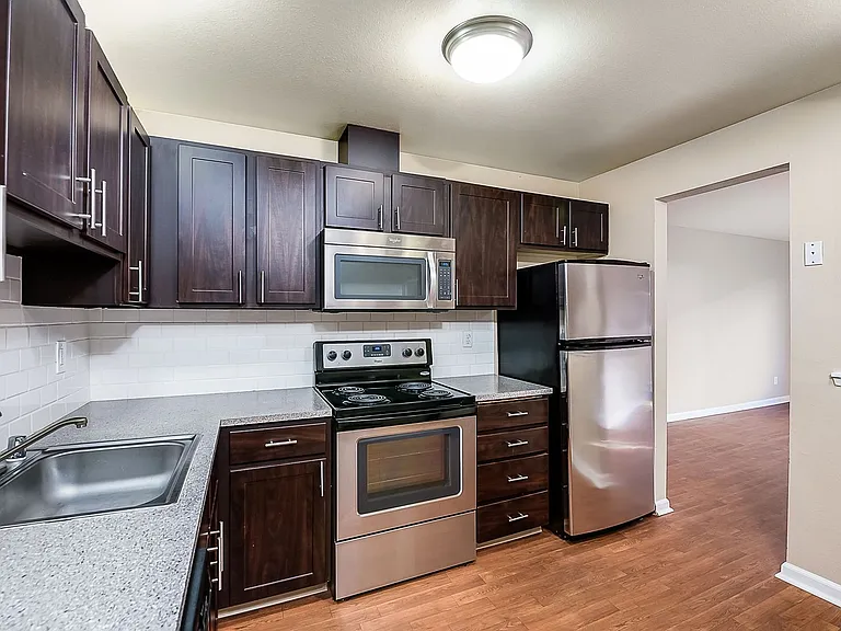 Northlink Apartments — Photo 30