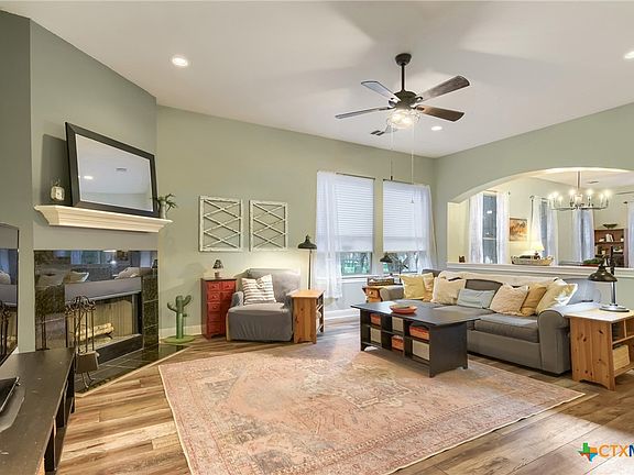 4th image of 11600 Chapel Ln