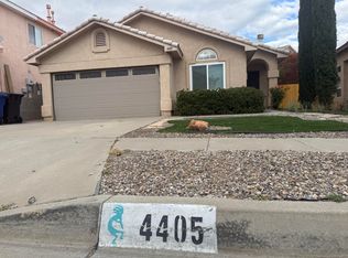4405 Barrett Ave NW, Albuquerque, NM 87114