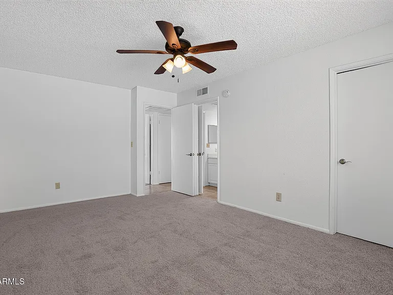 6320 W Carol Ave — Photo 18