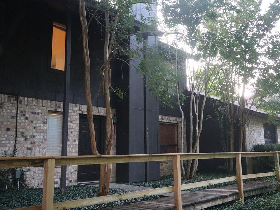 1st image of 508 Hickory Dr #508