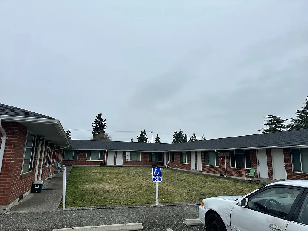 1 bed, 500 sqft, $995 — Photo 3