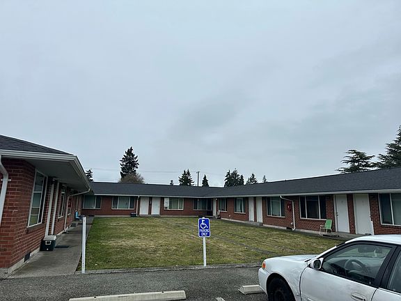4th image of 4801 109th St SW #1