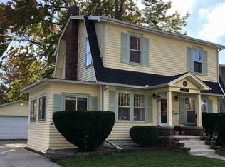 219 W McArthur St, Corunna, MI