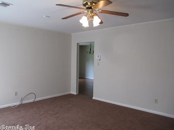 5th image of 117 King Arthur Ct