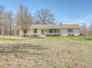 7666 Atlanta Ln, Seneca, MO 64865