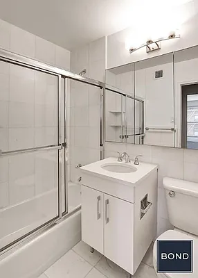 Rented by Bond New York | media 12