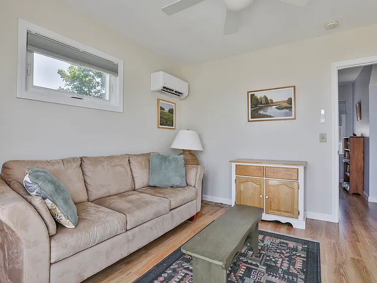 17 Harbor St — Photo 22
