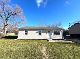 1919 Cambridge St, Chicago Heights, IL 60411