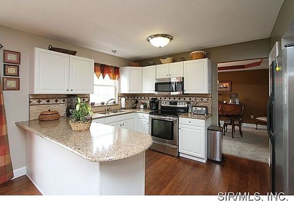 4th image of 2710 Cabin Creek Ct