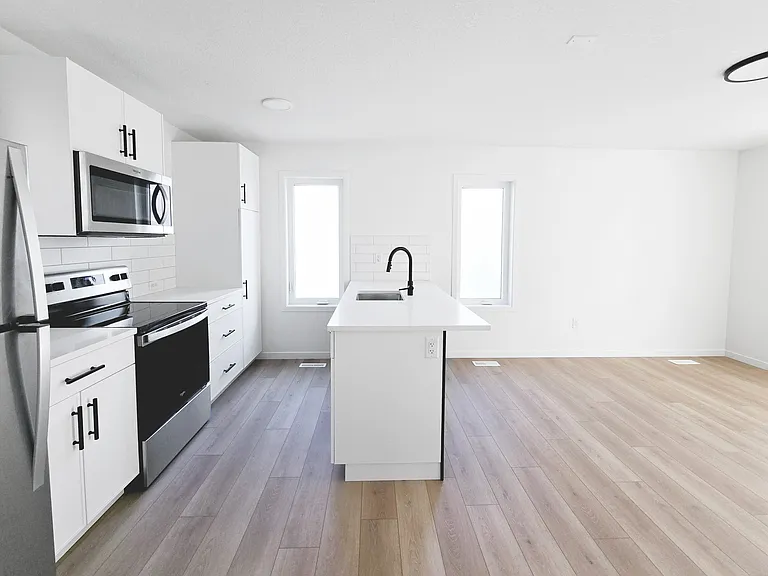 11637 84th St NW — Photo 9