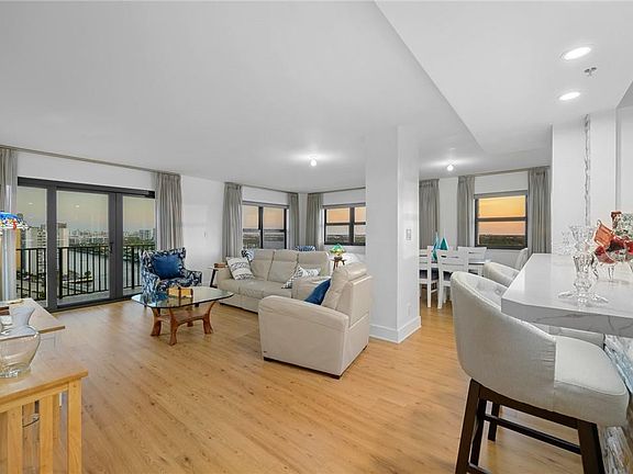 5th image of 1201 S Ocean Drive #1611N