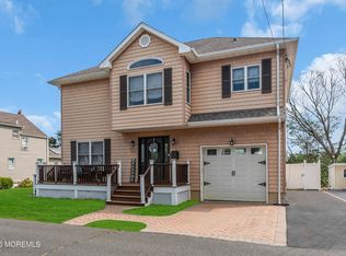 11 Luppatatong Ave, Keyport, NJ 07735